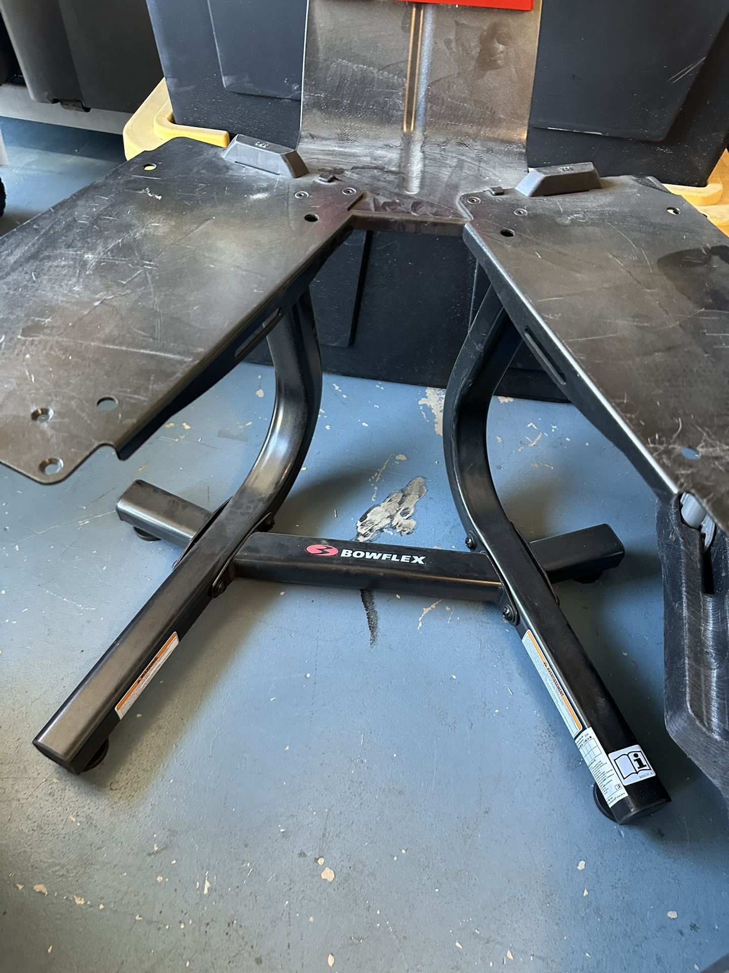 Bow Flex Stand For Weights. Weightlifting Great Price And Will Go Fast!