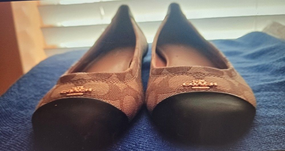 NEW "COACH Chelsea" Ballet Flats Size US 8B
