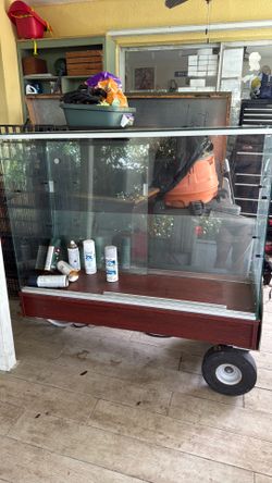Glass cabinet