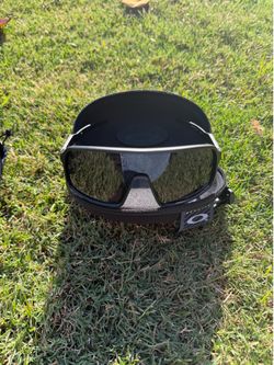 Oakley Sutro Black/Black