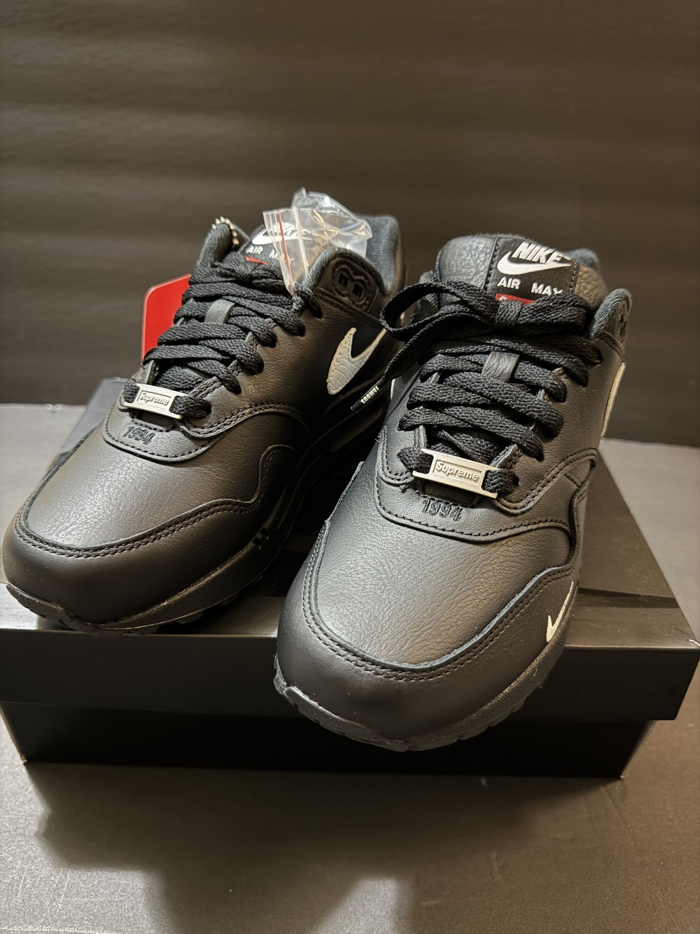 Supreme X Nike Air Max '87 SP “ Black “ Size “ Black White “