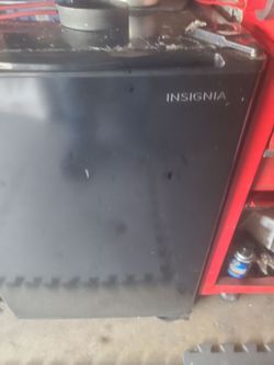 Mini fridge