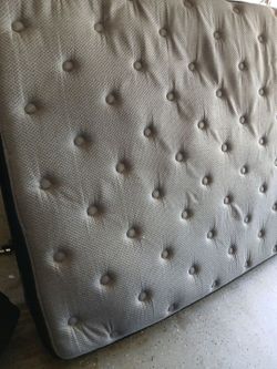 Queen mattress