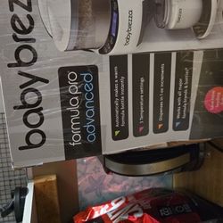Baby Brezza Formula Dispenser