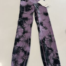 Brand New Lululemon Size 2 Leggings