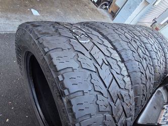 4 used tires Lt33x12.50r20  Toyo AT111 Open Country $150.00 all 4
