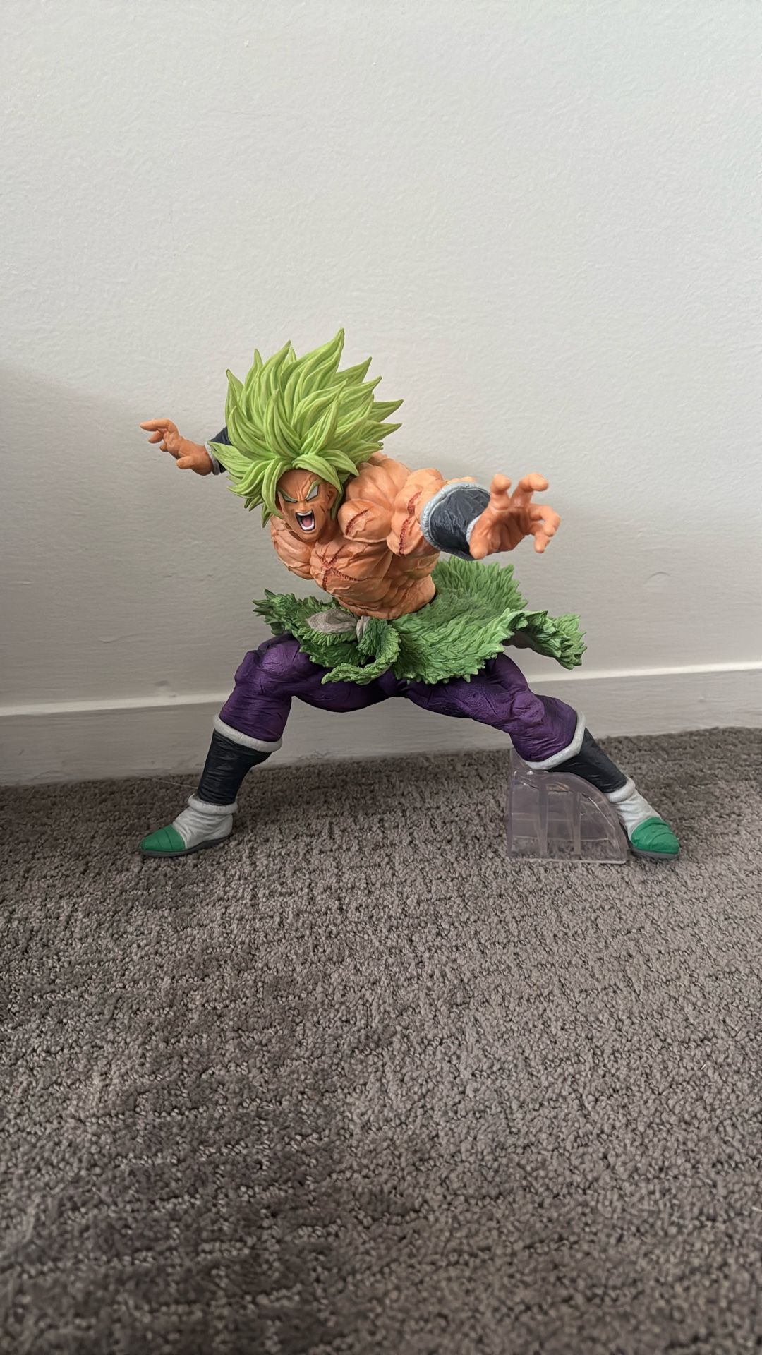 Dragon Ball Broly Statue