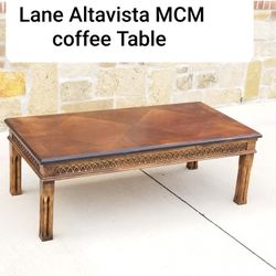 Gorgeous Vintage LANE ALTAVISTA MCM Marquetry Coffee Table 