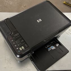 HP Printer W/ Extra Ink 