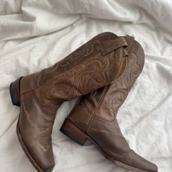 Shyanne Western Boots Size 8