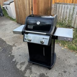 Weber 2 Burner Spirit Propane BBQ/Grill