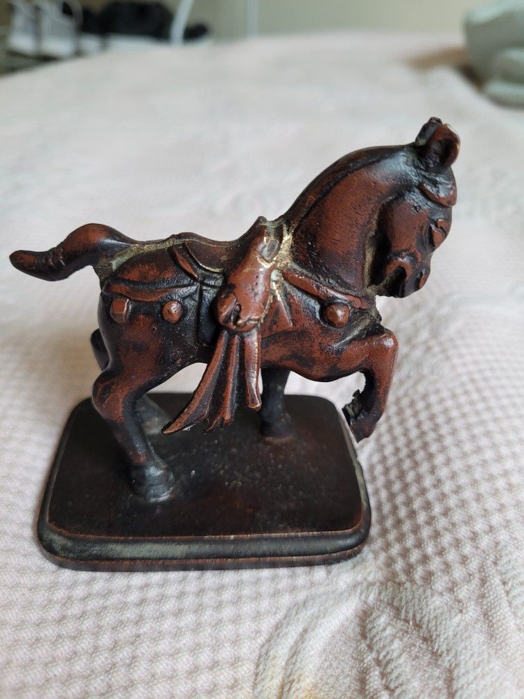 Small Metal Rampant Horse Paperweight from the 1940s, Vintage Small Cast Metal.