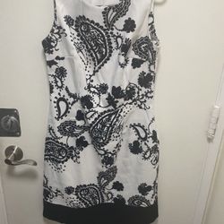 Ronni Nicole Black and White Sheath Dress Sleeveless Scoop Neck, Size 6, EUC