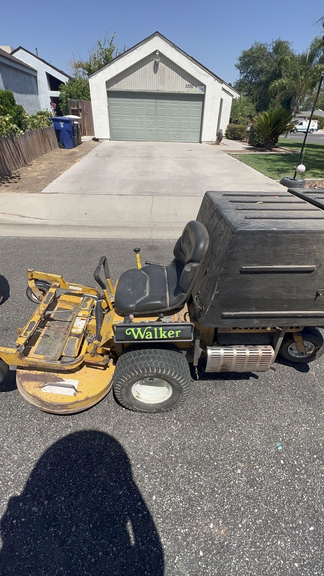 Walker Lawnmower 20 Hp Willing To Negotiate 