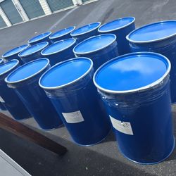 14 Barrels 55Gallon With Lids Steel Metal  $40 EACH 