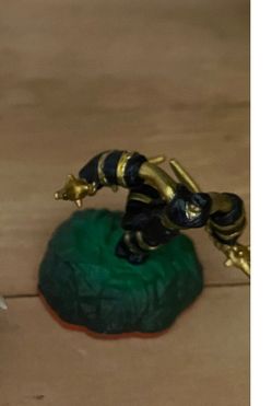 Skylanders Giants Character - Legendary Stealth Elf - Life Element
