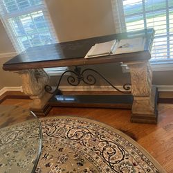 Dinning Room / Bar Table 