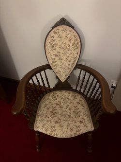 Dark wood spindled back chair