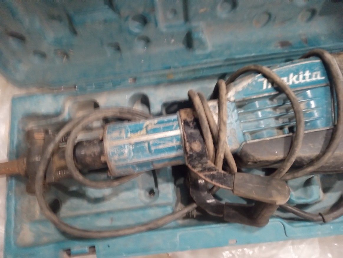 Makita Demolition Hammer
