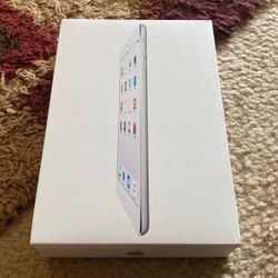 Ipad Mini (BOX ONLY) NO ACCESSORIES $10