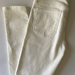 Levi’s Low Rise Jeans 