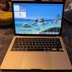 M2 Macbook Pro 2022