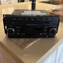 Jeep Wrangler 2014 Stereo OEM