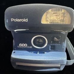 Vintage Polaroid 600 One Step Autofocus Point and Shoot