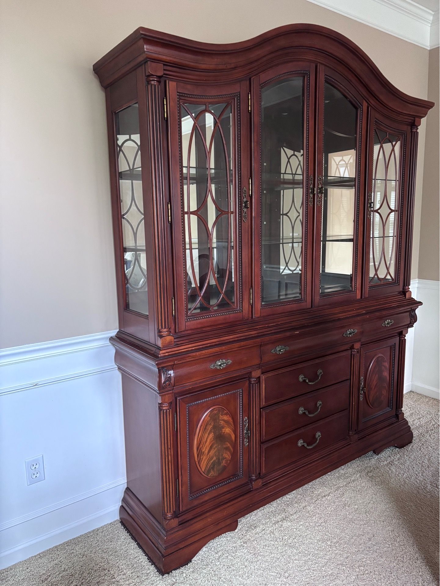 China Cabinet – Normal Wear