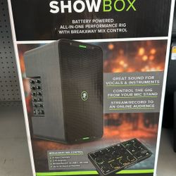 Mackie Floor Speakers 