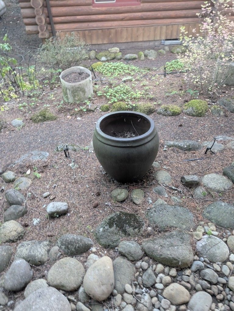 Giant Ceramic Gardening Pot