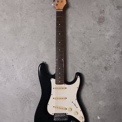 Stratocaster-style Electric Guitar Black Jb player Jbg-165