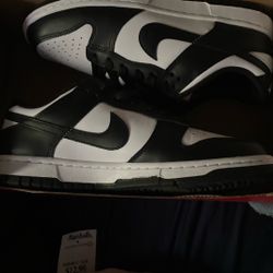 Panda Dunks 9.5 