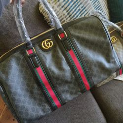 Gucci DUFFLE 