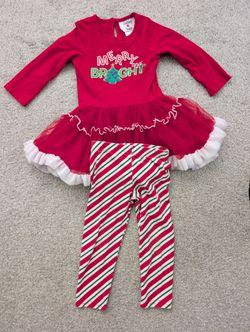 Like New! Cute Toddler girl 2 piece Christmas dress outfit with leggings/pants - 2T
