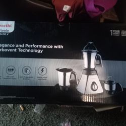 Blender New In Box Complete