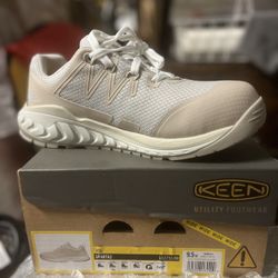 Woman’s Keen Work Shoes 