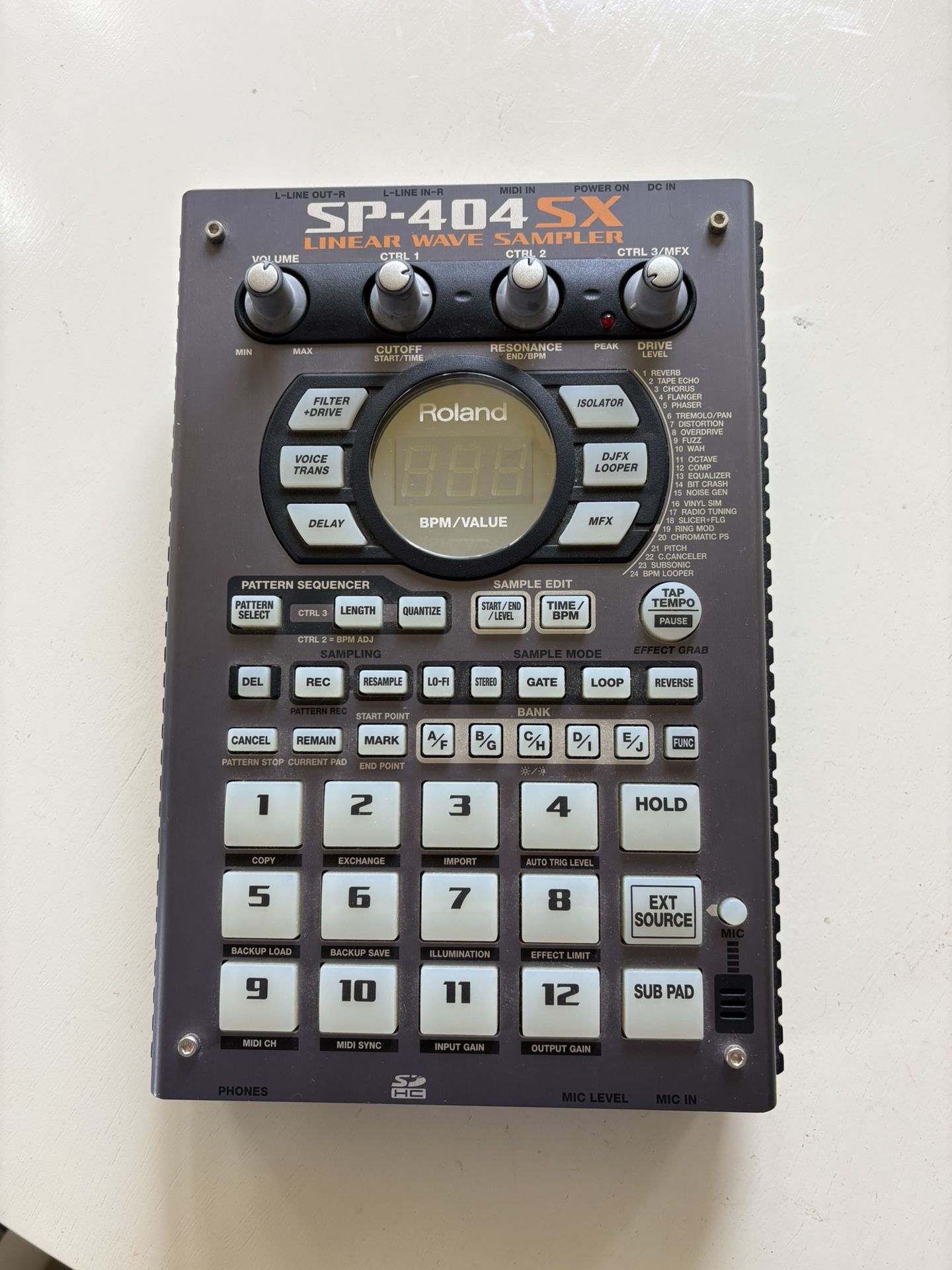 Roland SP-404SX Linear Wave Sampler