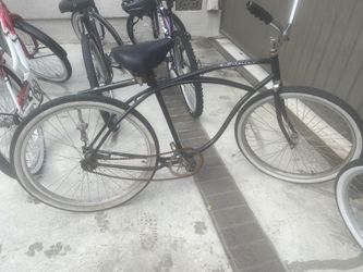 Schwinn Beach Cruiser