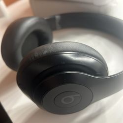 Beats Studio Pro Wireless 