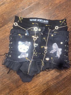 Hello Kitty Junk Skirt 