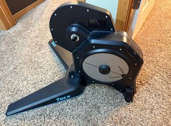 Garmin Tacx Flux Smart Bike Trainer