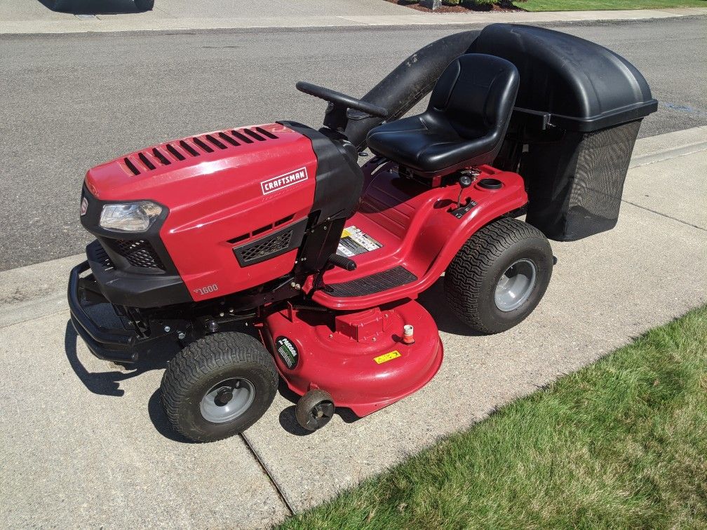 Craftsman Riding Lawn Mower T1600 46" 19hp for Sale in Orting, WA OfferUp