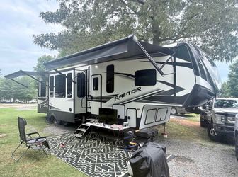 2022 Keystone  Raptor