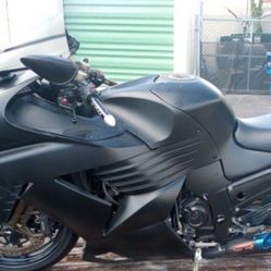 2006 To 2011 Kawasaki ZX14 Parts 4000 Miles On The Speedo