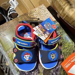 Chanclas Nuevas A $8 Talla 6