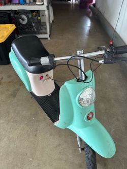 Razor Electric Scooter - Kids