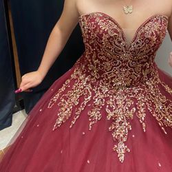 Quinceanera Dress (New) Size 6-8 burgundy & gold 