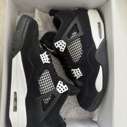 Jordan 4 Retro White Thunder