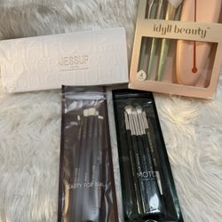 MAKE-UP Brushes Highly-rated Bundle More Than 50$ Value